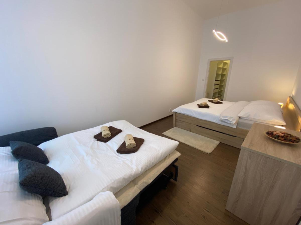 Classy Times - City Centre - Private Parking - Sunny Apartment Poprad Dış mekan fotoğraf
