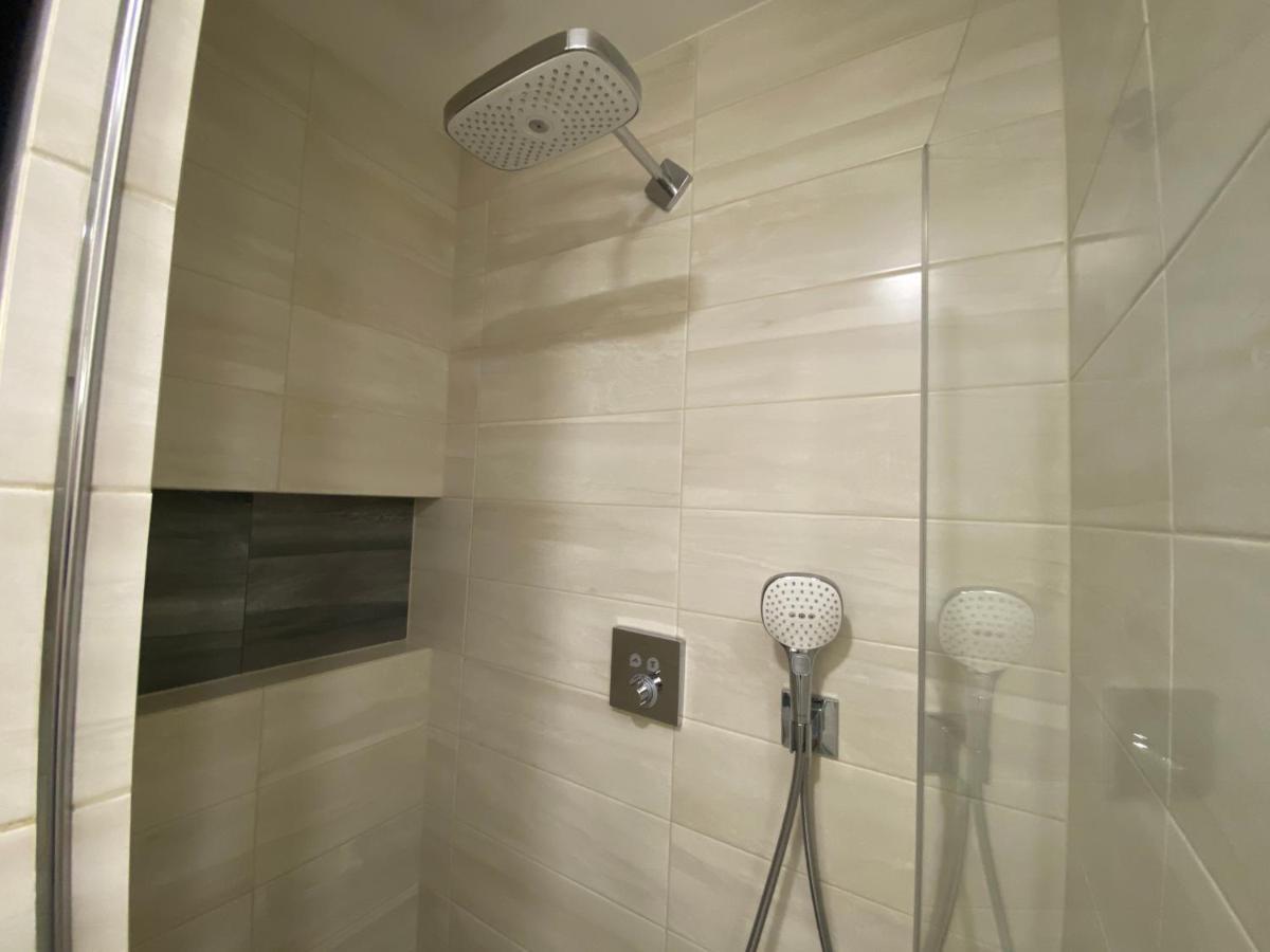 Classy Times - City Centre - Private Parking - Sunny Apartment Poprad Dış mekan fotoğraf