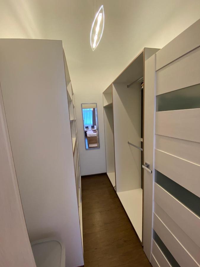 Classy Times - City Centre - Private Parking - Sunny Apartment Poprad Dış mekan fotoğraf